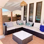 ヴィラ Luxury Lucia La Playa de Tauro