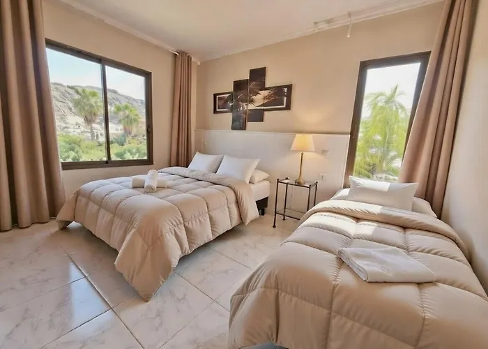 Luxury Lucia * La Playa de Tauro