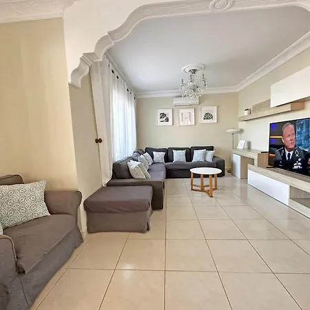 Luxury Lucia Villa