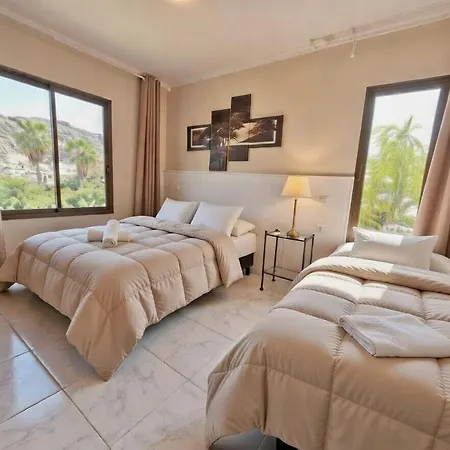 Luxury Lucia * La Playa de Tauro